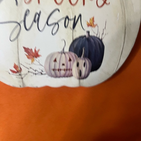 Festive Pumpkin Wall Art for Halloween - Picture 9 of 10